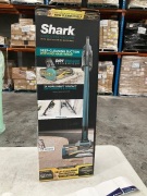 Shark Cordless Vacuum with Self Cleaning Brushroll - Peacock Blue IZ102 - 4