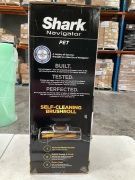 Shark Navigator Pet Corded Upright Vacuum with Self Cleaning Brushroll ZU62ANZ - 5