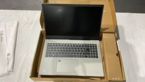 Acer Aspire Vero 15.6-inch i7-1165G7/8GB/512GB SSD Laptop NX AYCSA 007 - 9