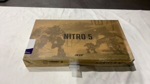 Acer Nitro 5 15.6-inch i7-11800H/8GB/512GB SSD/RTX3050 4GB Gaming Laptop NH QENSA 001 - 3