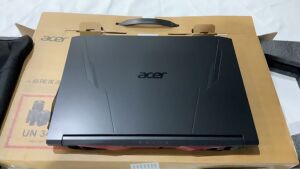Acer Nitro 5 15.6-inch i7-11800H/8GB/512GB SSD/RTX3050 4GB Gaming Laptop NH QENSA 001 - 8