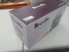 Breville The Bit More Plus 4 Slice Toaster BTA440BSS - 3