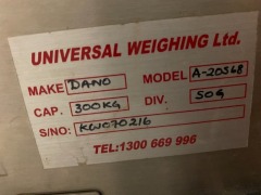 Dano Platform Scale And Steel Bench - 4