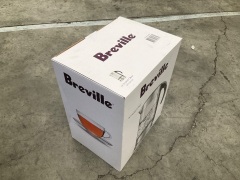 Breville 1.7L Crystal Clear Kettle BKE750CLR - 3