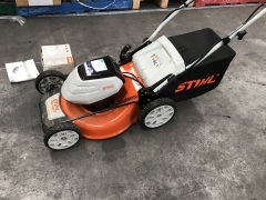 Stihl RMA 460 V Battery Powered Lawn Mower  - 5