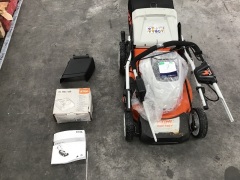 Stihl RMA 460 V Battery Powered Lawn Mower - 2