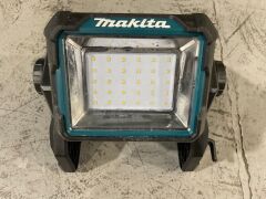 DNL MAKITA 18V 3000 Lumens LED Work Light Skin DML811 (SKU..148517) - 8