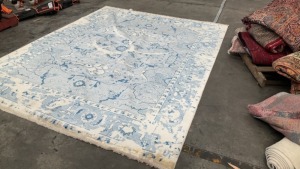 Wool and Silk Transitional Rug - Light Blue -3.11 x 2.48 m - 4