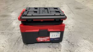 MILWAUKEE 18V Fuel Packout Brushless 9.4L Wet/Dry Vacuum Skin M18FPOVCL-0 (SKU..158686) - 2