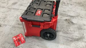 Milwaukee 48228426 PACKOUT Rolling Tool Box (SKU: ..120214) - 7