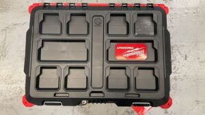 MILWAUKEE Packout XL Tool Box 48228429 (SKU..178377) - 7