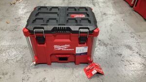 MILWAUKEE Packout XL Tool Box 48228429 (SKU..178377) - 2