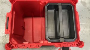 MILWAUKEE Packout XL Tool Box 48228429 (SKU..178377) - 8