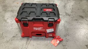 MILWAUKEE Packout XL Tool Box 48228429 (SKU..178377) - 2