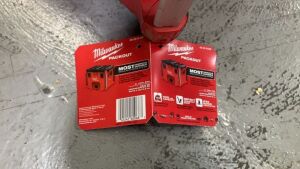 MILWAUKEE Packout XL Tool Box 48228429 (SKU..178377) - 3