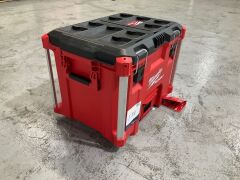 MILWAUKEE Packout XL Tool Box 48228429 (SKU..178377) - 6