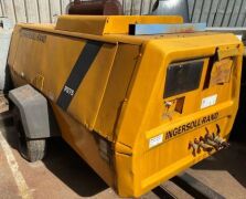 1995 Ingersoll Rand P375WD Air Compressor with Heavy Duty Portable Dry Soda Blasters(Location: NSW) - 10