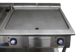 ***Reserve now Met***ELECTROLUX 700XP ELECTRIC 800MM HOTPLATE - 3