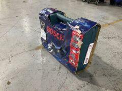 BOSCH 880W 125mm Angle Grinder 0601396042 (SKU: ..126313) - 3