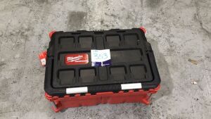 MILWAUKEE Packout Large Tool Box 48228425 (SKU..120215) - 2