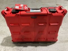 MILWAUKEE Packout Tool Box 48228424 (SKU..120216) - 8