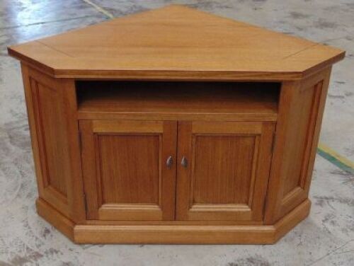 Riviera Corner TV Entertainment Unit - Dims 870W x 870D x 770H mm