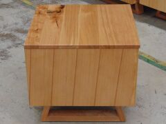 Single Drawer Bedside Table ( Oak Finish ) - Dims 550W x 550D x 500H mm - 5