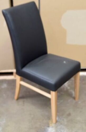 1 x Decrative/ Statement chair - refer to image
