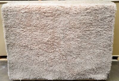 230 x 160 Beige Shag Rug. No Brand Stated