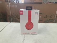 Beats Solo 3 Wireless Special Edition Red  - 2