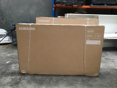 Samsung 75 Inch 4K UHD QLED Q60A Smart TV QA75Q60AAWXXY - 2