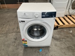 Electrolux 7.5kg Front Load Washing Machine EWF7524D3WB - 2