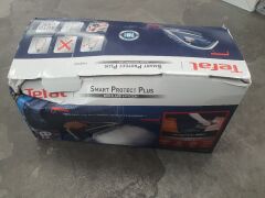 Tefal Smart Protect Plus Steam Iron FV6872 - 2