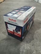 Tefal Smart Protect Plus Steam Iron FV6872 - 3