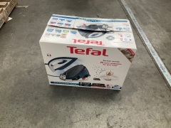 Tefal Pro Express Care Steam Iron GV9060 - 4