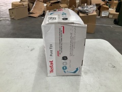Tefal Pure Tex Handheld Garment Steamer DT9540 - 3