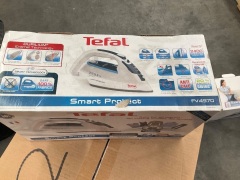 Tefal FV4970 Smart Protect Steam Iron - 3