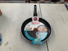 Tefal Cook Right Black Frypan 28cm B3520623 - 5