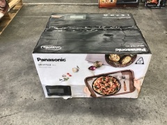 Panasonic Microwave Oven (Black) NN-ST75LB - 4