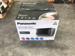 Panasonic 3 in 1 Flatbed Convection Microwave Oven NN-CF770M - 4