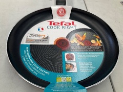 Tefal Cook Right Black Frypan 32cm B3520822 - 4