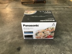 Panasonic Microwave Oven (Stainless Steel) NN-SF574S - 4