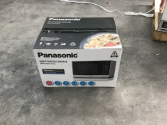 Panasonic Microwave Oven (White) NN-ST64JW - 2