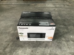 Panasonic Microwave Oven (White) NN-ST75LW - 4