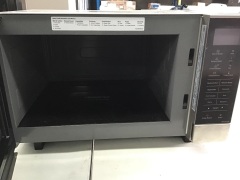 Panasonic Microwave Oven (Stainless Steel) NN-SF574S - 3