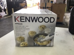 Kenwood Triblade 800W Stick Mixer HDP406 - 3