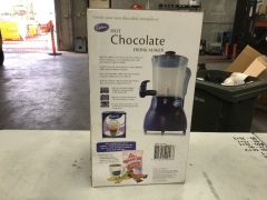 Cadbury Hot Chocolate Drink Maker CBA40046  - 3