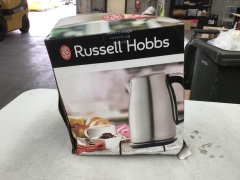 Russell Hobbs Carlton Kettle RHK82BRU - 2