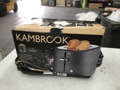 Kambrook 2 Slice Toaster (Black) KTA290CHR - 2