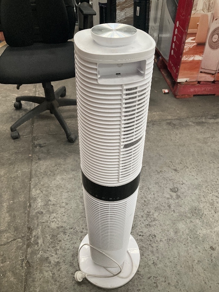 DeLonghi DETF122WH Dual Oscillating Tower Fan White | Hilco Global APAC